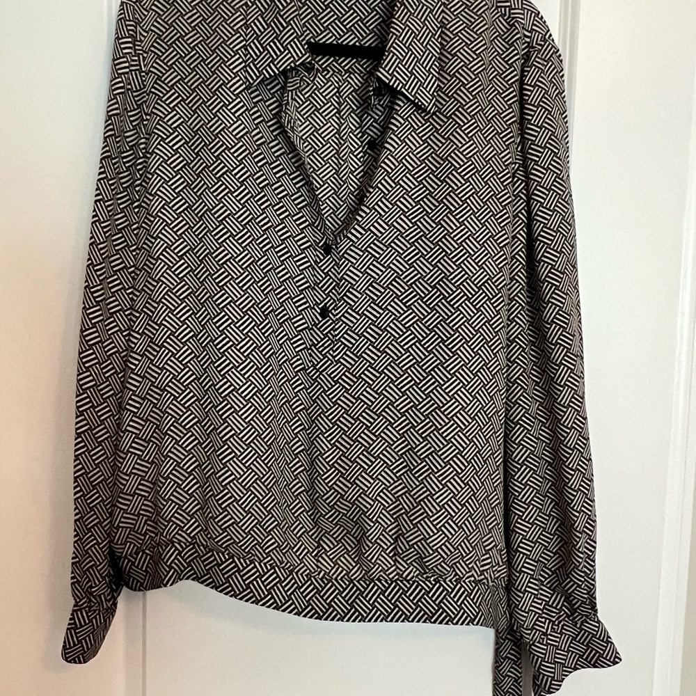 Silk vintage Dana Bachman Geometric Black and White Women's Top with bow